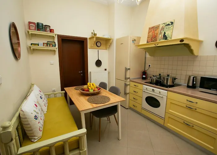 아파트 Rahati House